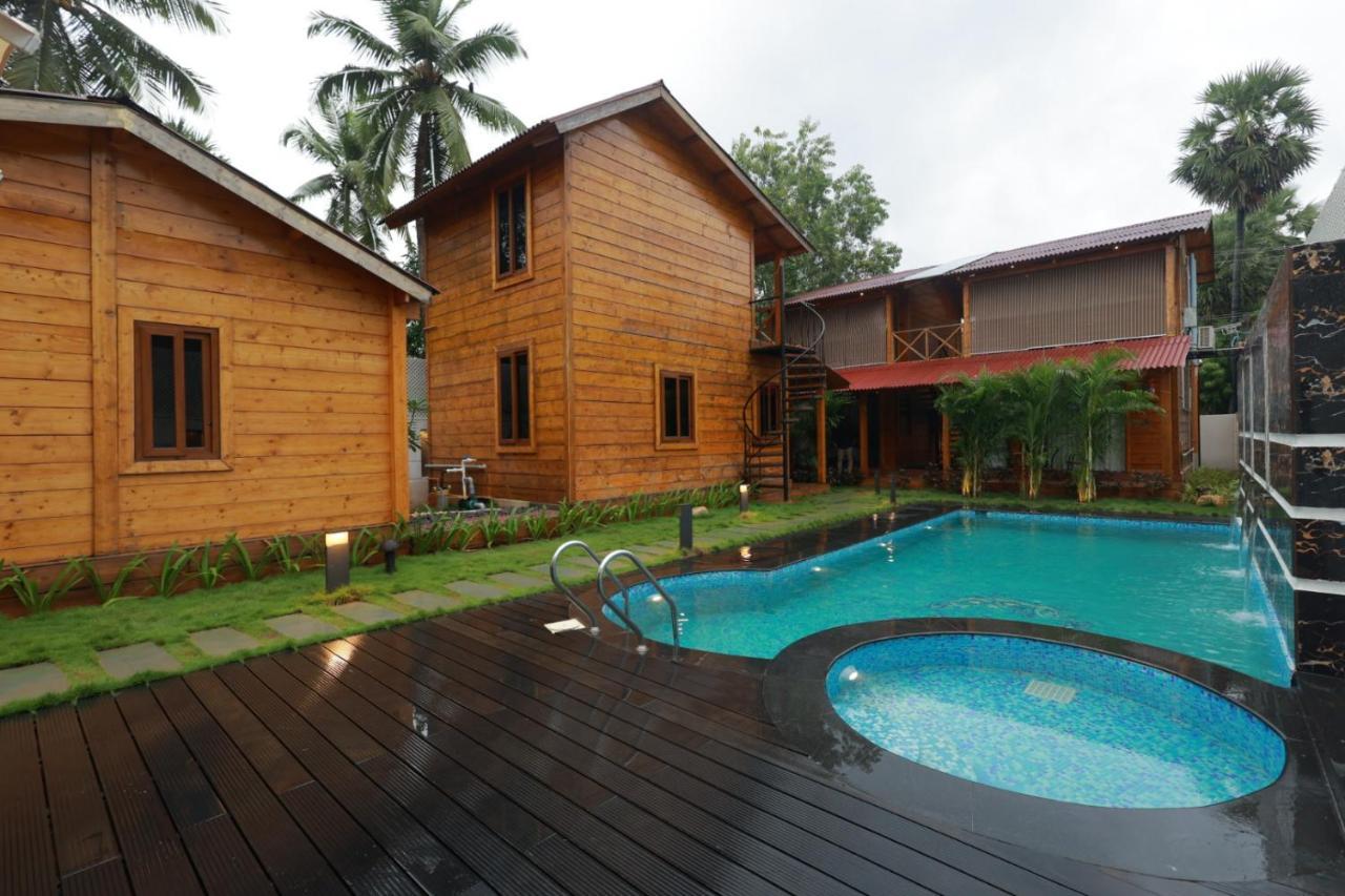 Wooden Ecr Sea Resort ปอนดิเชอรี ภายนอก รูปภาพ