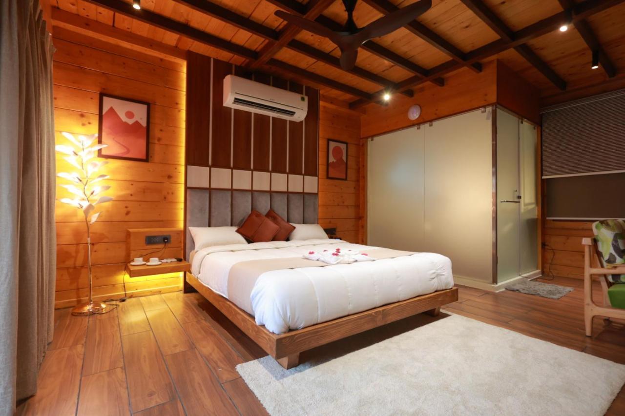 Wooden Ecr Sea Resort ปอนดิเชอรี ภายนอก รูปภาพ