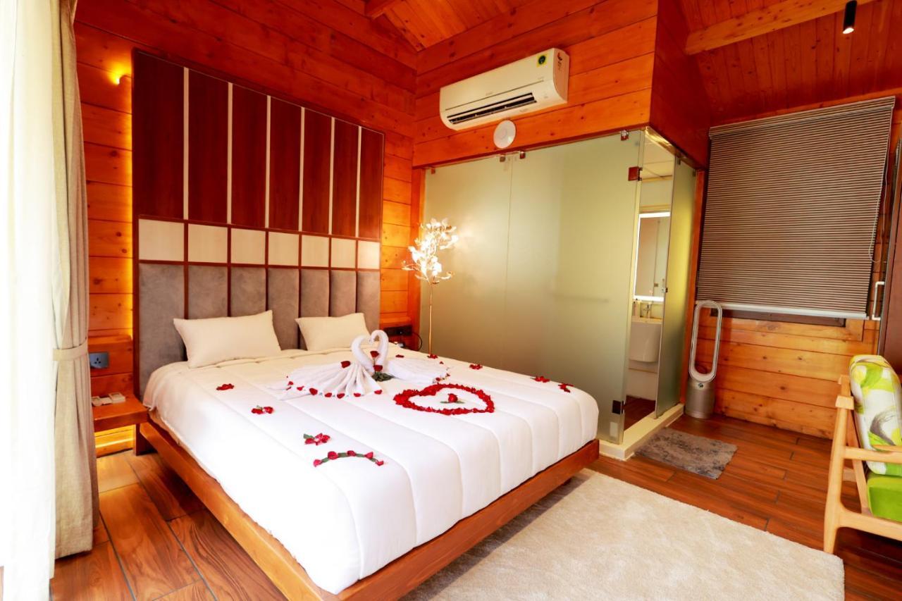 Wooden Ecr Sea Resort ปอนดิเชอรี ภายนอก รูปภาพ