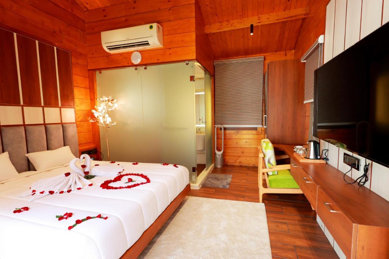 Wooden Ecr Sea Resort ปอนดิเชอรี ภายนอก รูปภาพ